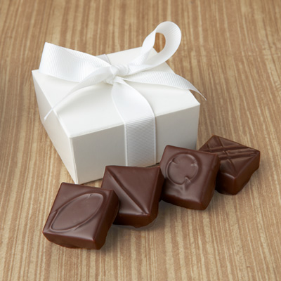  Chocolate Favor with Ribbon 4pc 